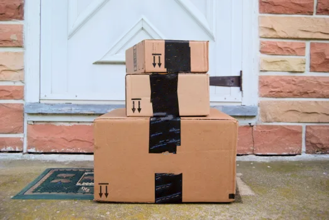 iPhone porch pirates arrested; allegedly used bribes to steal thousands of iPhones